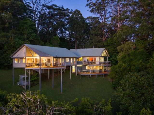 Cottage for sale in Robertson, New South Wales
