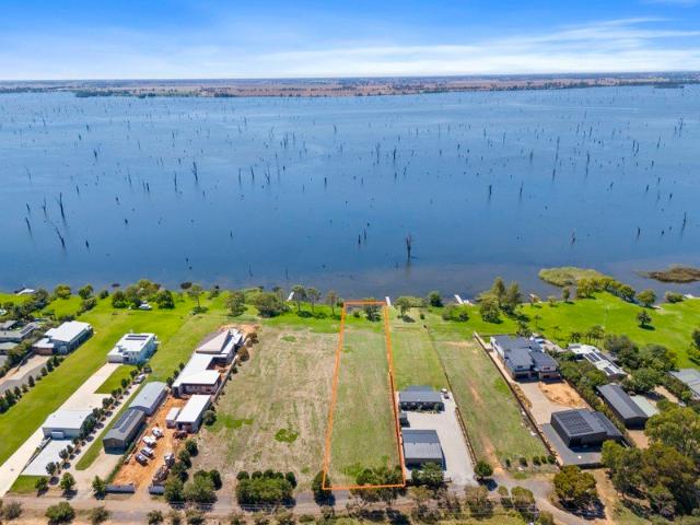 Land for sale in Bathumi, Victoria