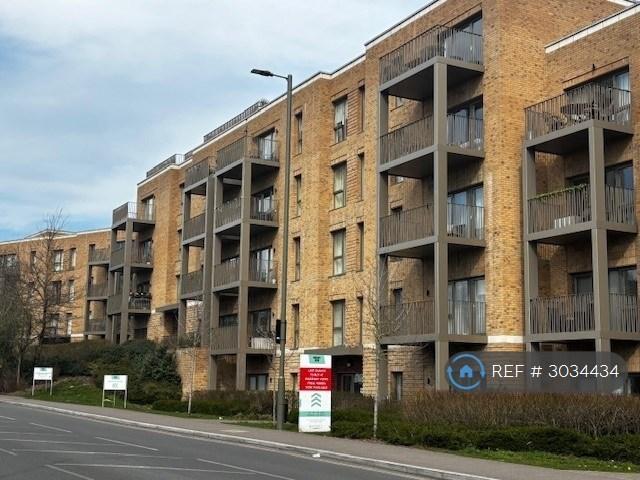 Apartment for rent in West Finchley, Greater London