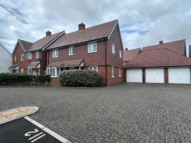 House for rent in Cross In Hand, East Sussex