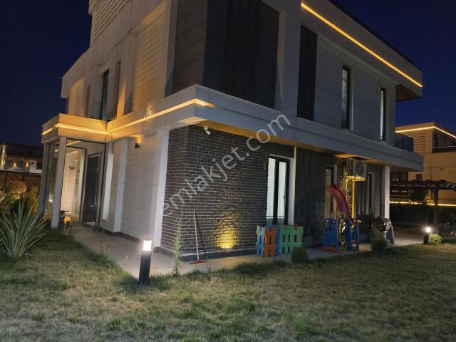 Şanliurfa içerisinde kiralık Villa