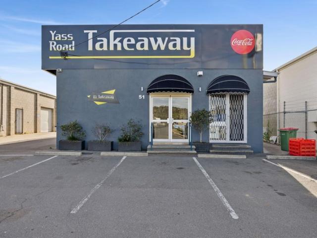 Warehouse for sale in Queanbeyan, New South Wales