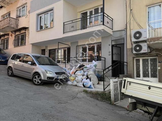 Gürçeşme, Konak içerisinde satılık Villa