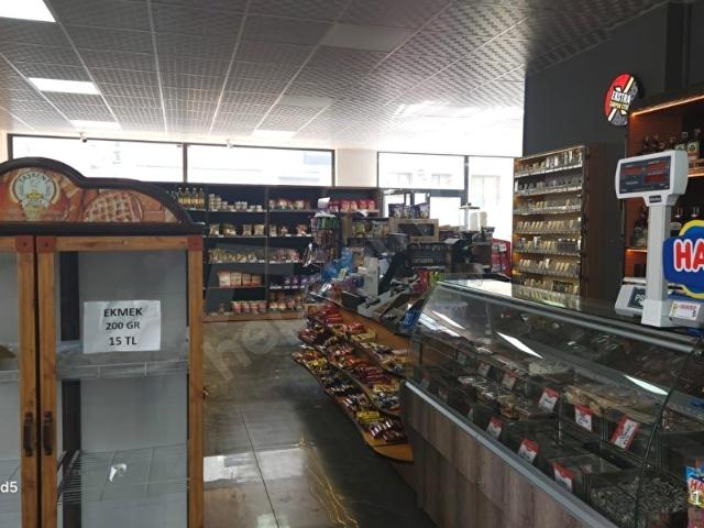 Karşiyaka, İzmir içerisinde satılık Dükkan