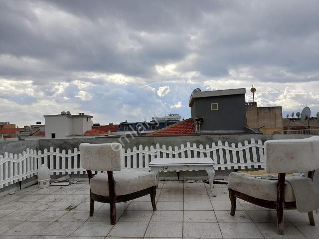 Karşiyaka, İzmir içerisinde satılık mülk