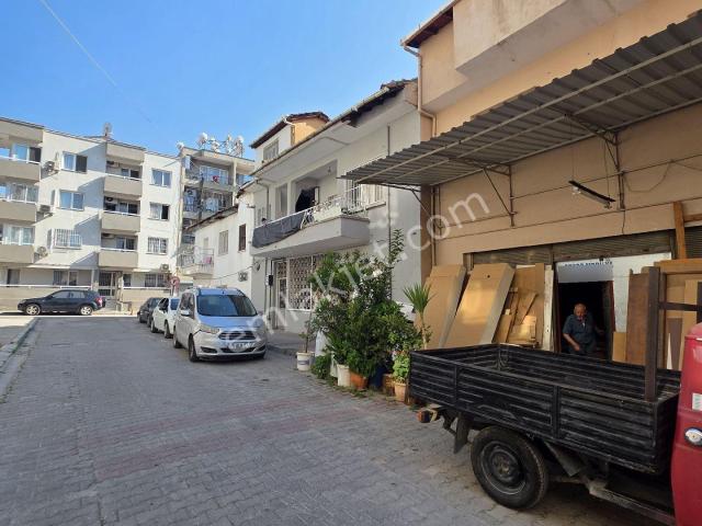 Konak, İzmir içerisinde satılık Bina