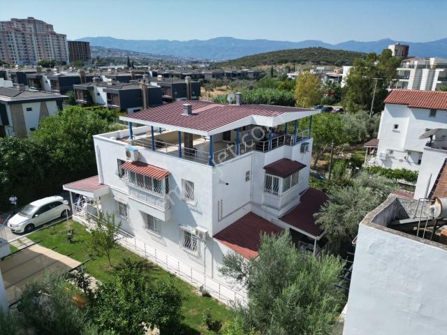 Kuşadasi, Aydin içerisinde satılık Villa