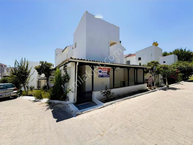 Kuşadasi, Aydin içerisinde satılık Arsa