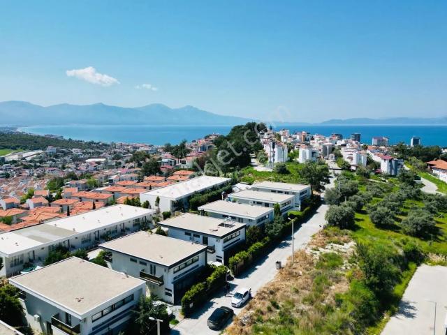Kuşadasi, Aydin içerisinde satılık Villa