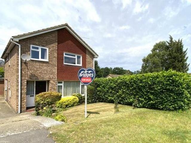House for sale in Bagshot, Surrey Heath