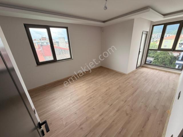 Sultanbeyli, İstanbul içerisinde satılık mülk