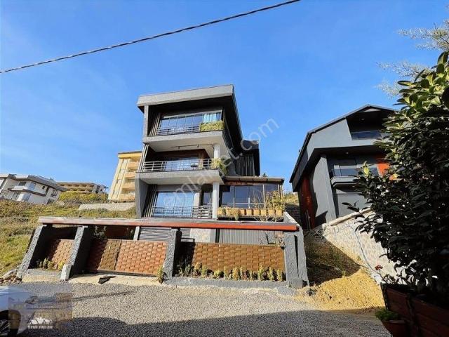 Kayalar, Akçaabat içerisinde satılık Villa