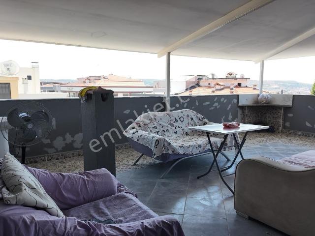 Buca, İzmir içerisinde kiralık mülk