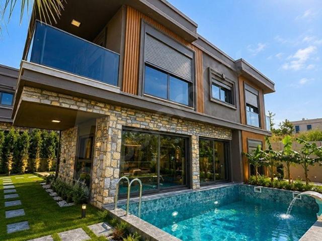 Kuşadasi, Aydin içerisinde satılık Villa