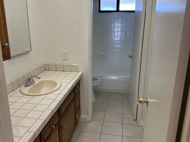 Apartment for rent in Upland, California