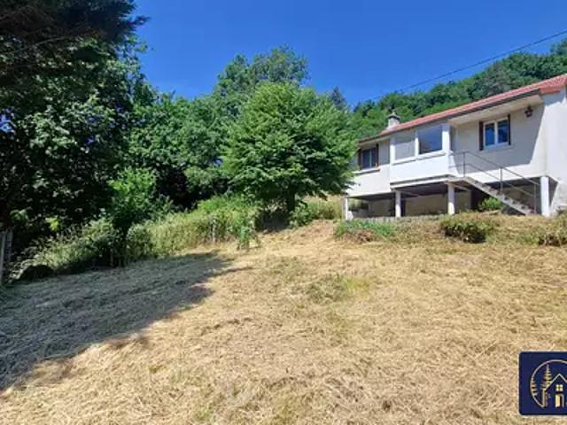 Maison vente à Mauriac, Ydes