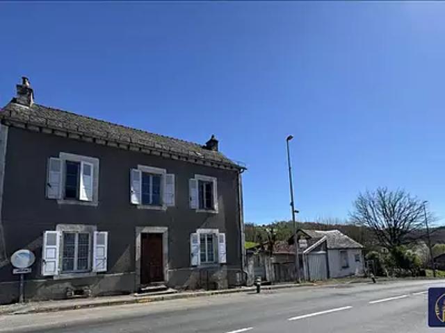 Maison vente à Mauriac, Ydes