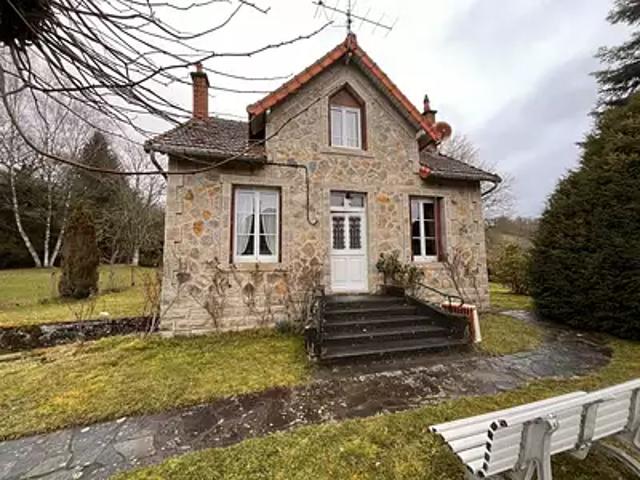 Maison vente à Ydes, Cantal