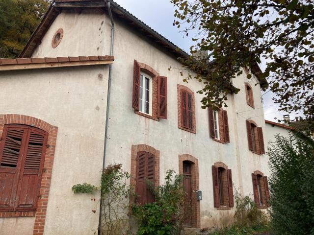 Maison vente à Mauriac, Ydes