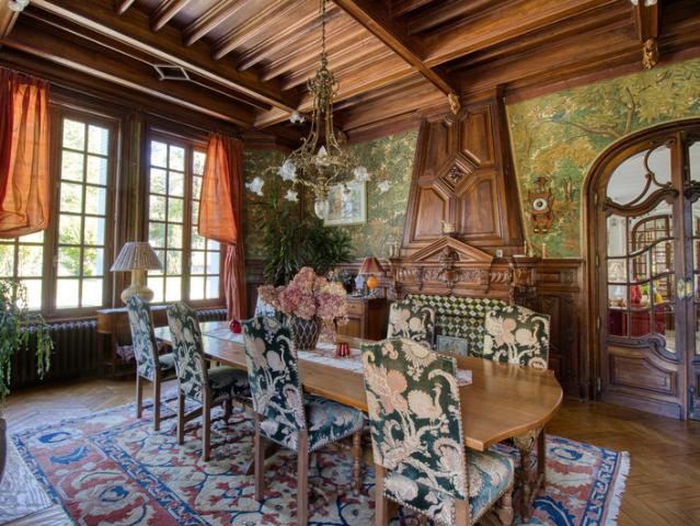 Château vente à Mauriac, Ydes