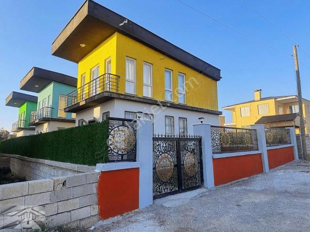 Van Merkez içerisinde satılık Villa