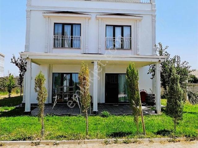 Van Merkez içerisinde satılık Villa