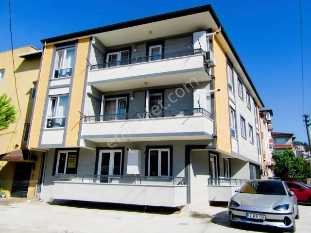 İzmit, Kocaeli içerisinde kiralık mülk