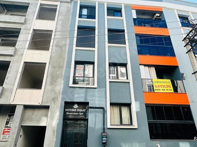 Karabağlar, İzmir içerisinde satılık mülk