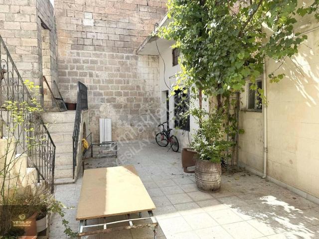Şanlıurfa içerisinde satılık Villa