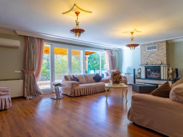 Döşemealti, Antalya içerisinde satılık Villa