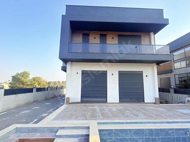 Döşemealtı, Döşemealti içerisinde satılık Villa
