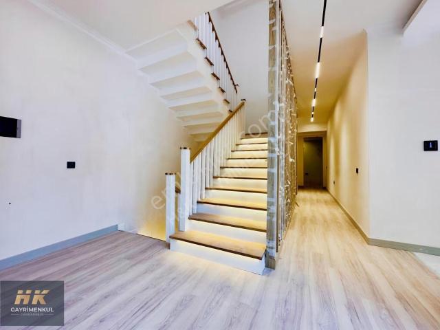 Döşemealti, Antalya içerisinde satılık Villa
