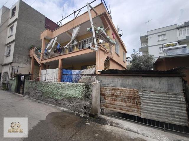 Yeşilevler Mahallesi, Seyhan içerisinde satılık Villa