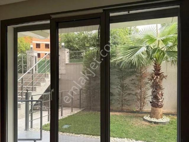 Yeşilköy Mahallesi, Bakırköy içerisinde kiralık mülk