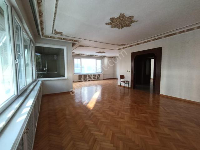 Bakirköy, İstanbul içerisinde kiralık mülk