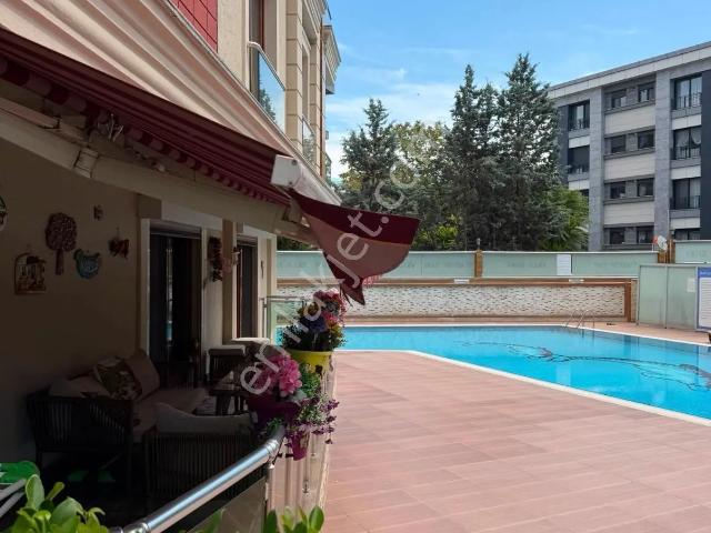 Yeşilköy Mahallesi, Bakırköy içerisinde satılık mülk