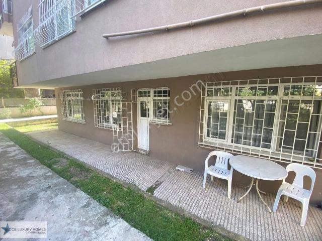 Bakirköy, Yeşilköy Mahallesi içerisinde satılık Daire