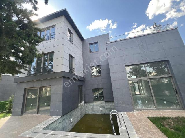 Şanliurfa içerisinde satılık Villa