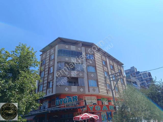 Bornova, İzmir içerisinde kiralık mülk