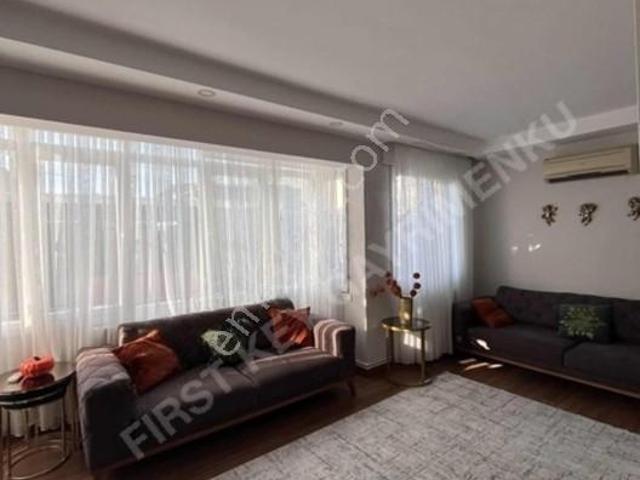 Bornova, İzmir içerisinde satılık mülk