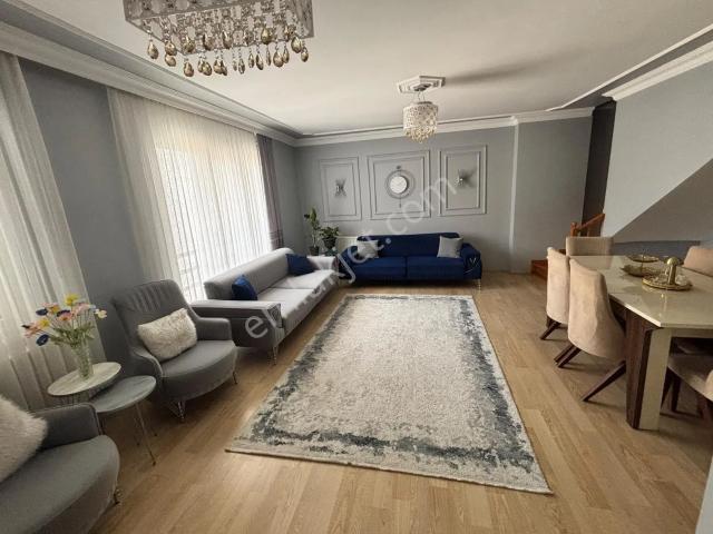 İzmit, Kocaeli içerisinde satılık mülk