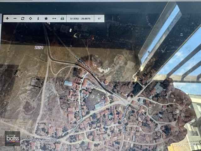 Gençali, Yeşilova içerisinde satılık Arsa