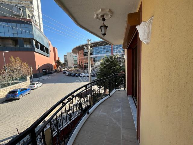 Bornova, İzmir içerisinde kiralık mülk