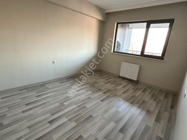 Yeşilova Mahallesi, Etimesgut içerisinde kiralık mülk