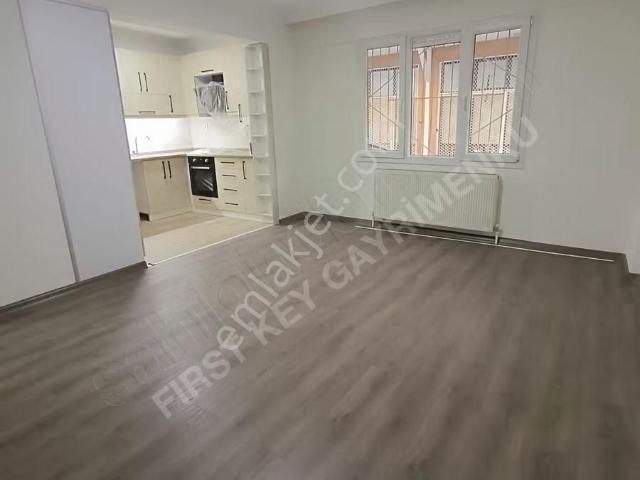 Bornova, İzmir içerisinde kiralık mülk