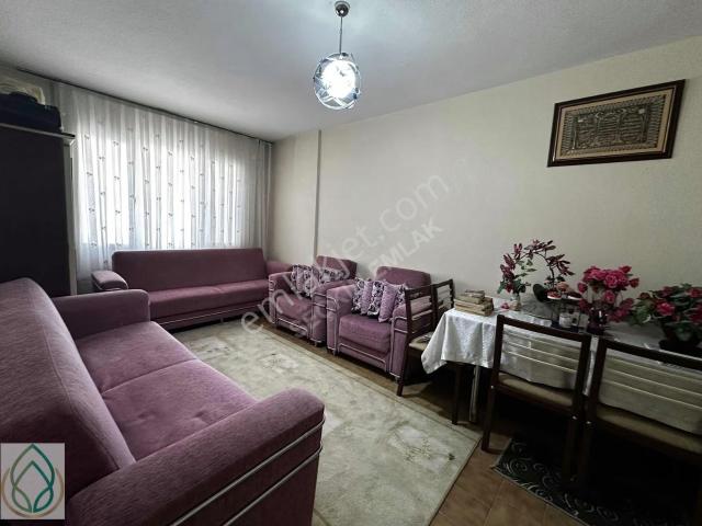 Bornova, İzmir içerisinde satılık mülk