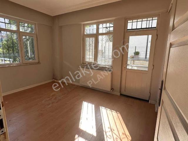 İzmit, Kocaeli içerisinde kiralık mülk