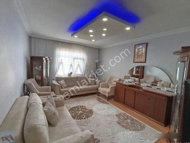 Küçükçekmece, İstanbul içerisinde satılık mülk