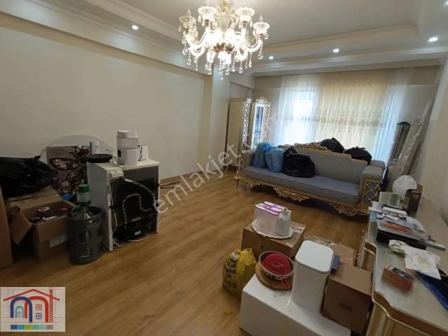 Küçükçekmece, İstanbul içerisinde kiralık mülk