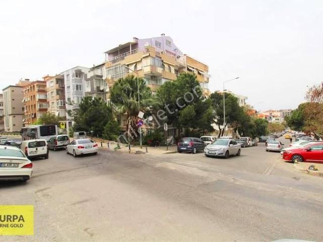 Karabağlar, İzmir içerisinde kiralık mülk